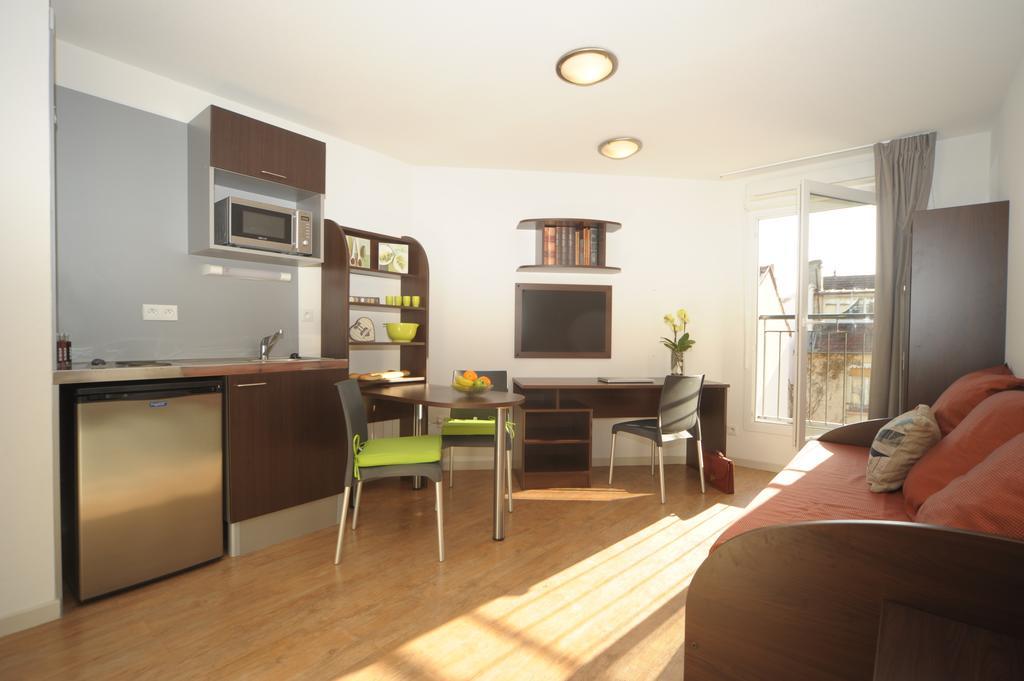 Residence Cap Campus 维勒班 外观 照片